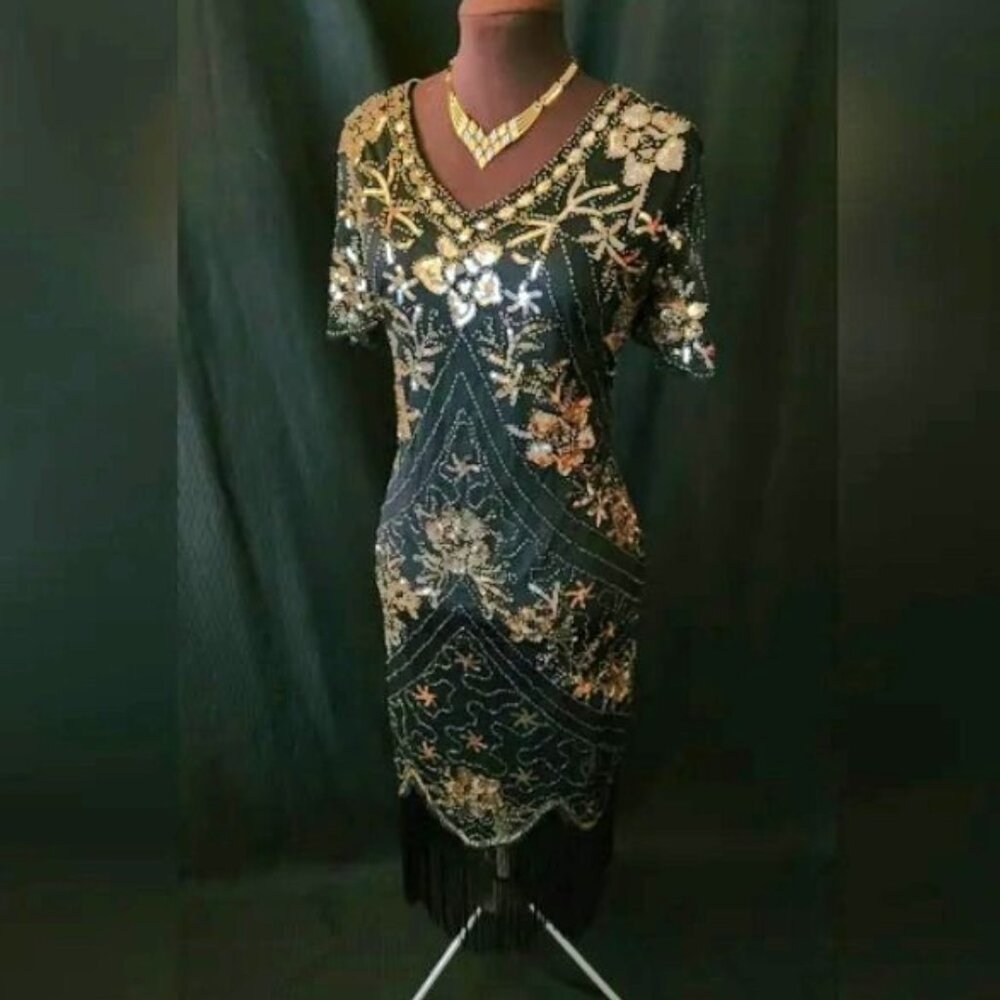 NWOT Size 2X Black and Gold Prom/Formal Dress